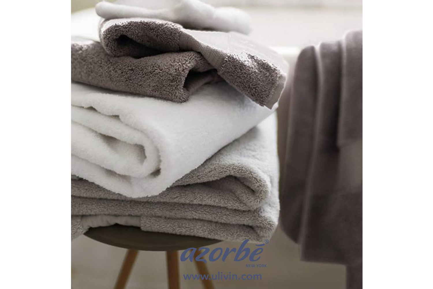 Towels 104